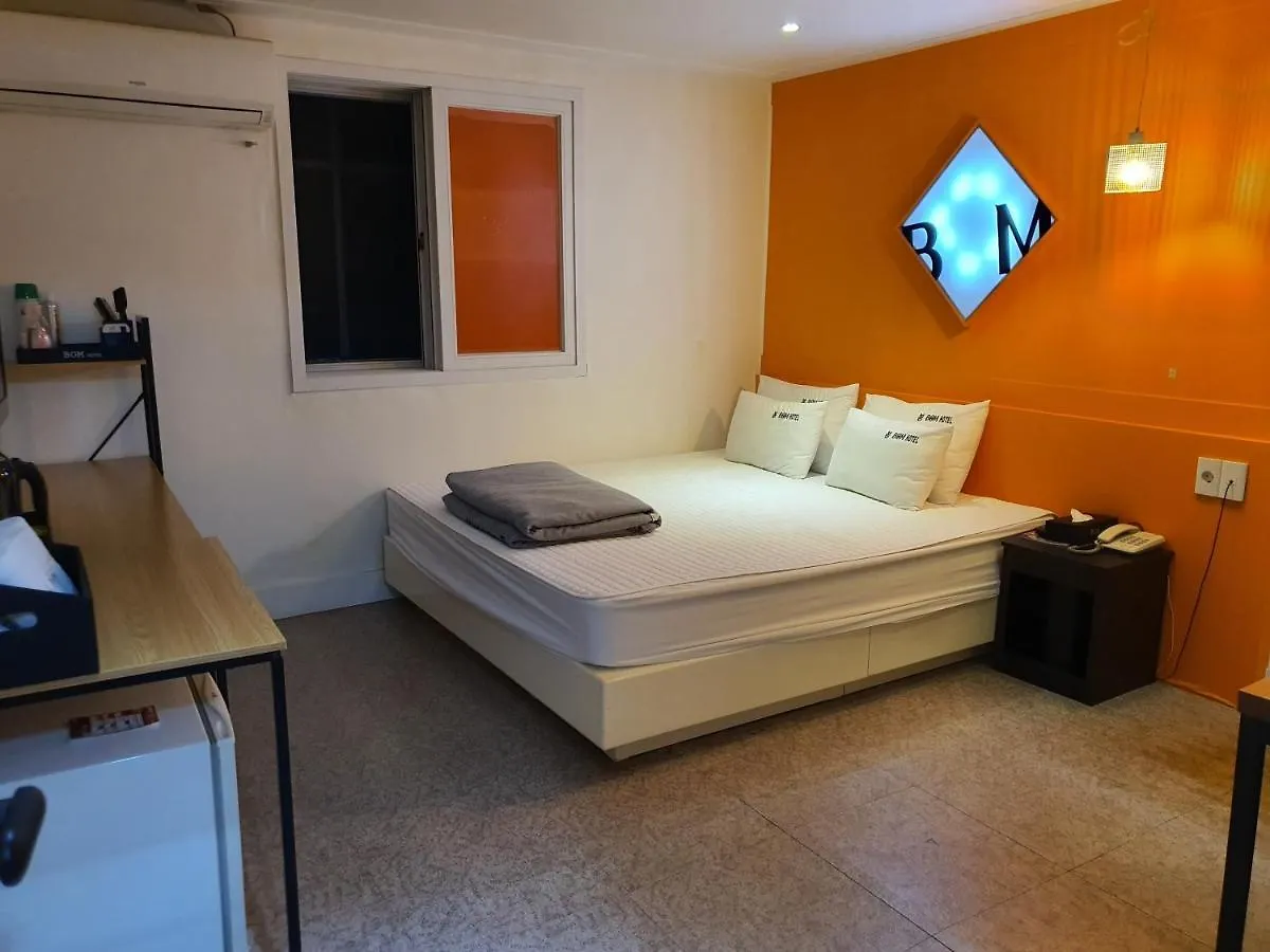 Hotel Bom Busan 0*,