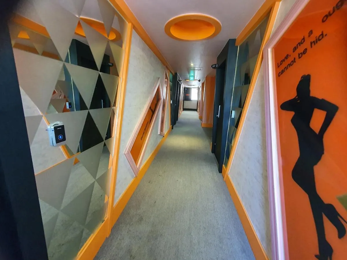 Hotel Bom Busan 0*,  South Korea